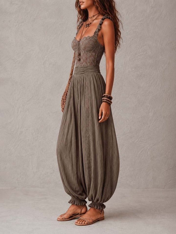 Nieves • Ensemble de bandeau en dentelle grise et pantalons harempantalons plissés