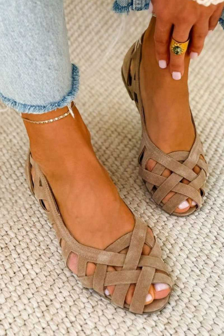 Hina | Sandales plates avec orteils ouverts et matériau tressé
