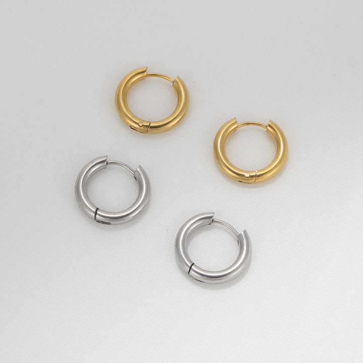 PAIRE DE BOUCLES D'OREILLES HOOP CLASSIQUES