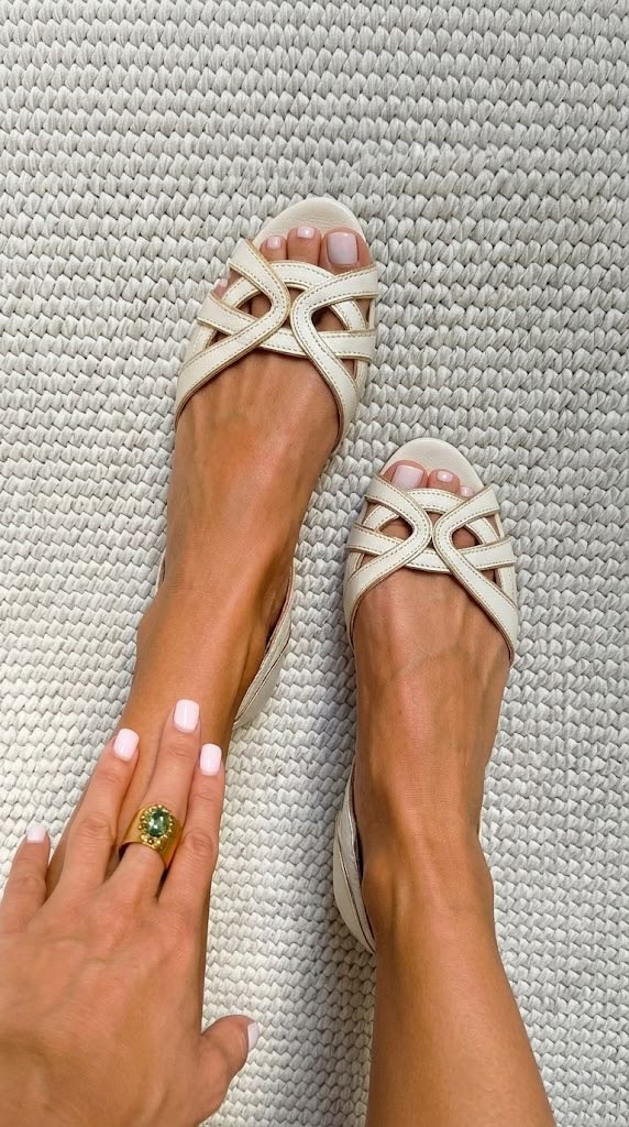 Camilla | Sandales Tressées Élégantes en Crème