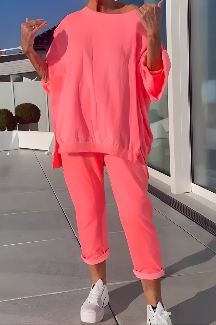 Kenia - Chic & Comfortable Ensemble