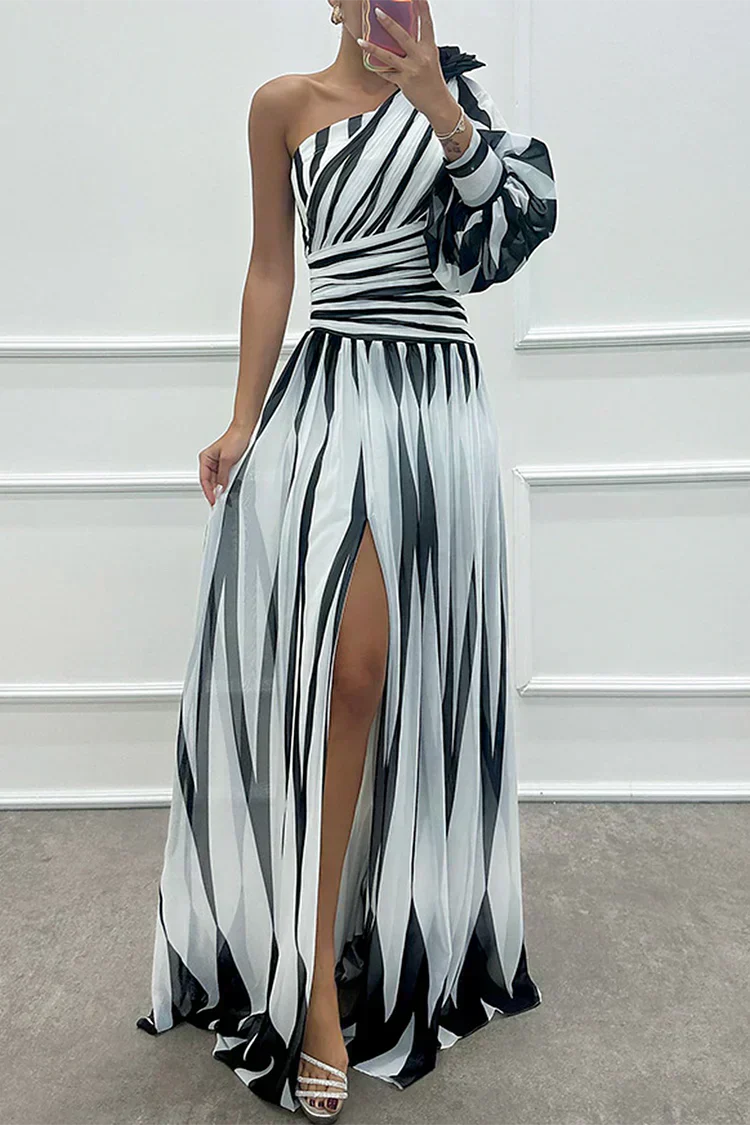 Hazel™ | Robe Maxi Élégante à Rayures avec Épaule Dégagée