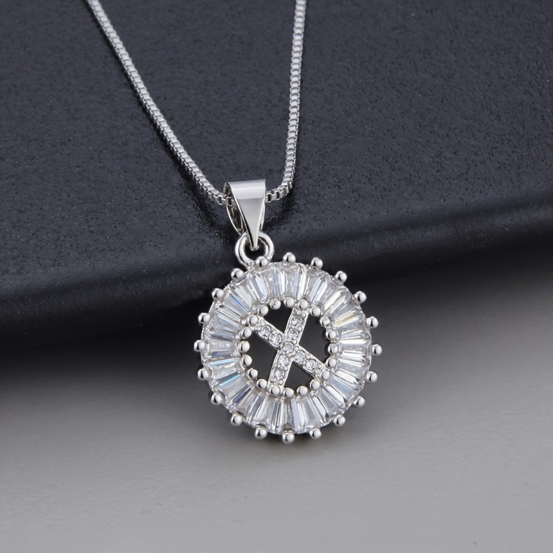 Collier en or blanc avec initiale "Z" et zirconiums