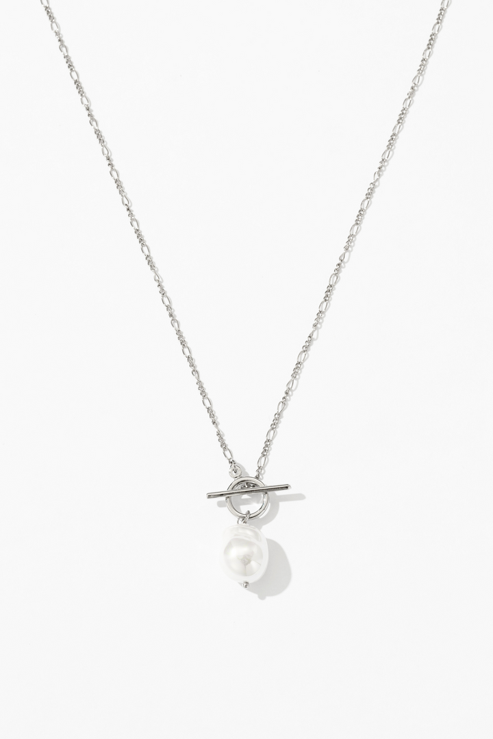 Collier Élégant avec Perles Dorées