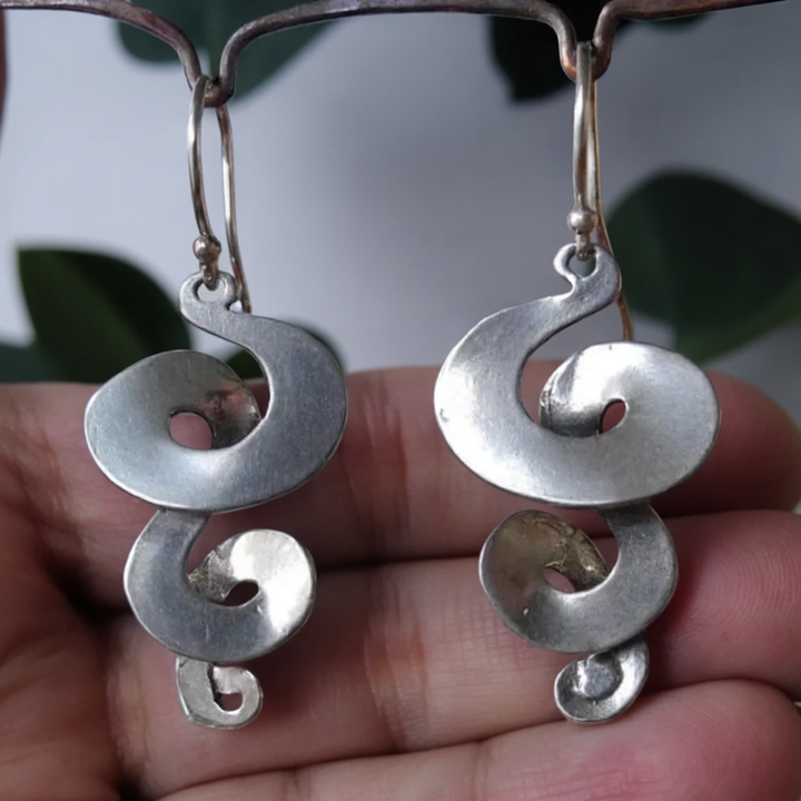 Boucles d'oreilles spirales en argent vintage
