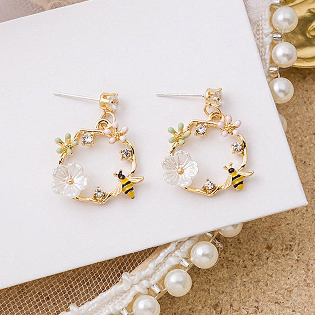 PAIRE DE BOUCLES D'OREILLES FLEURIES PRINTANIÈRES