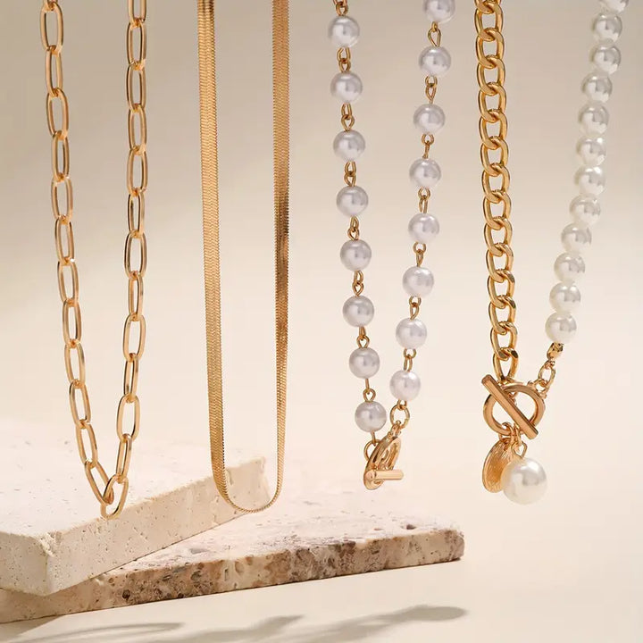 Collier Vintage en perles et chaînes en or