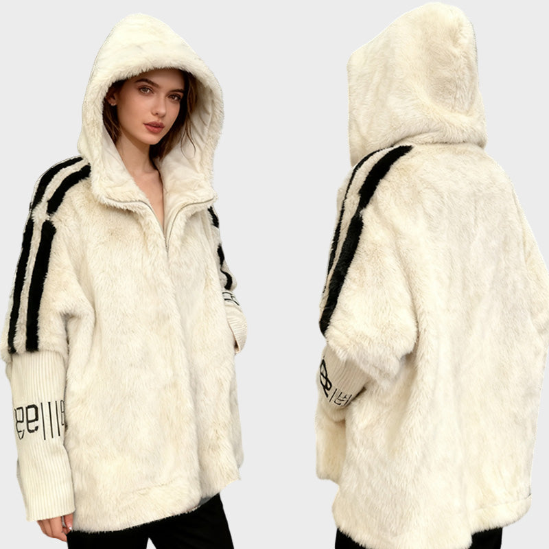 Karolína – Manteau Confortable avec Capuche
