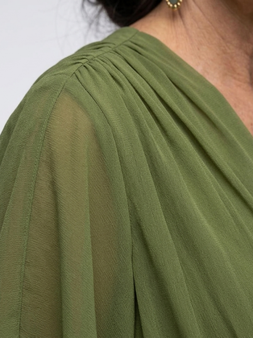 Elysia | Robe midi drapée avec décolleté en V et ceinture à la taille
