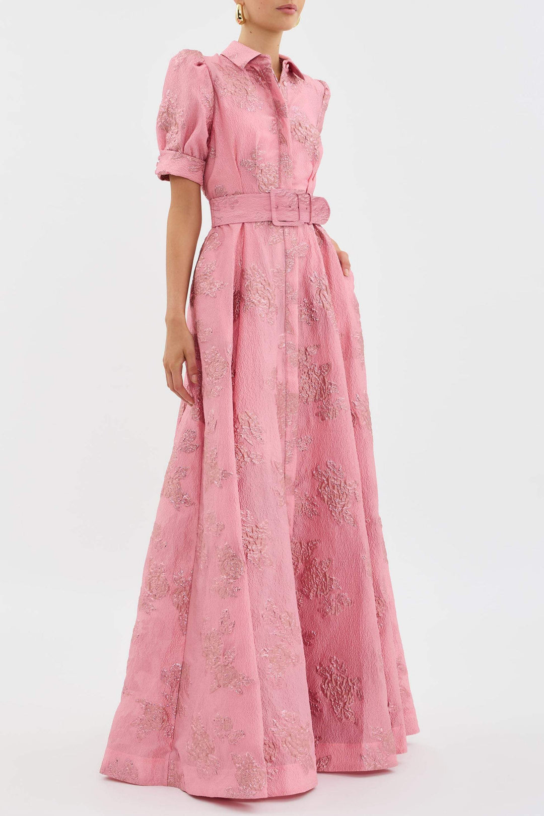 Robe Longue avec Ceinture : Élégance Intemporelle