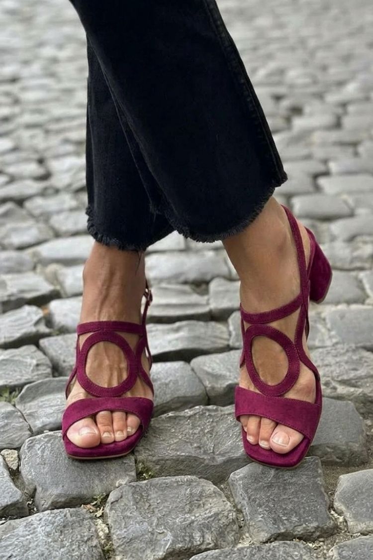 Sandales Valentina avec détail décoratif rond