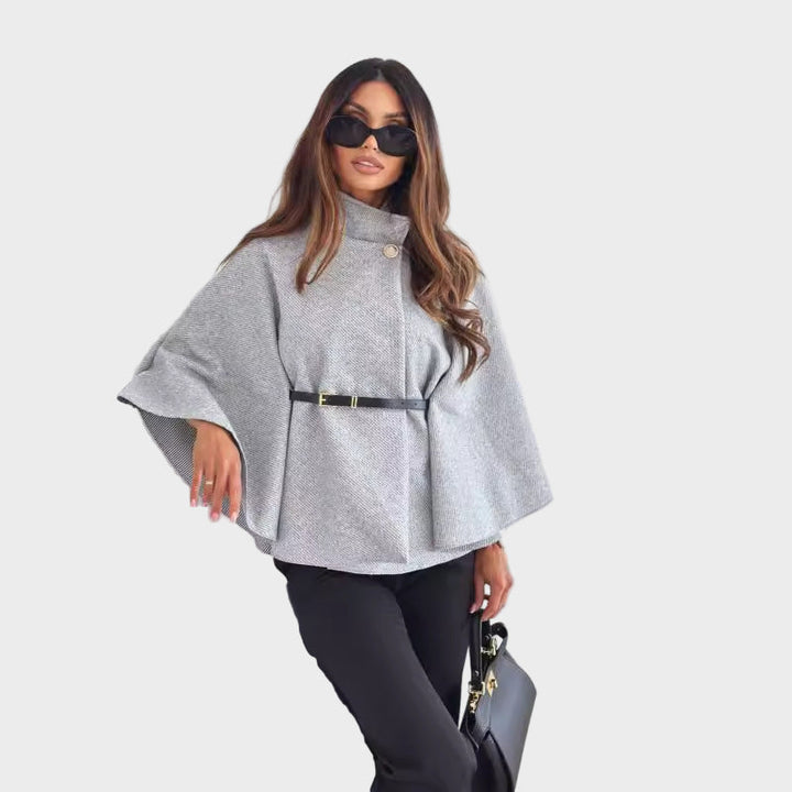 Selviora – Veste élégante avec des manches papillon et une ceinture