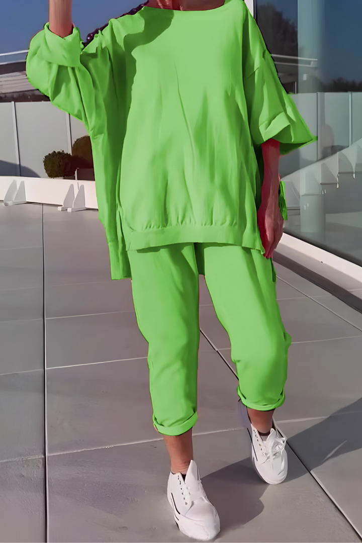 Kenia - Chic & Comfortable Ensemble