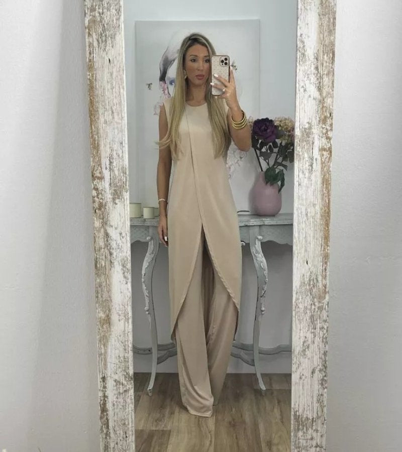 Flavia - Chic Sleeveless Ensemble