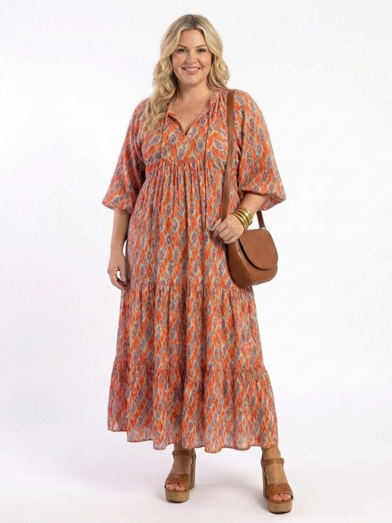Amara | Robe midi à décolleté en V avec motif géométrique