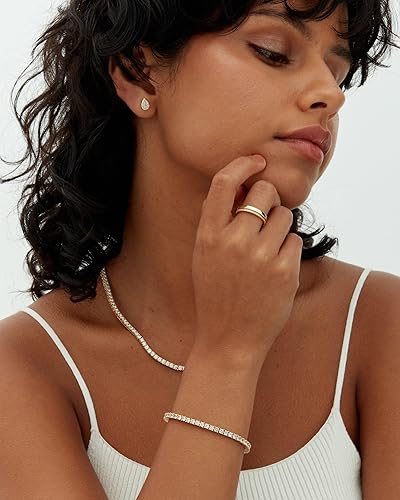 Bracelet de tennis en or avec moissanite