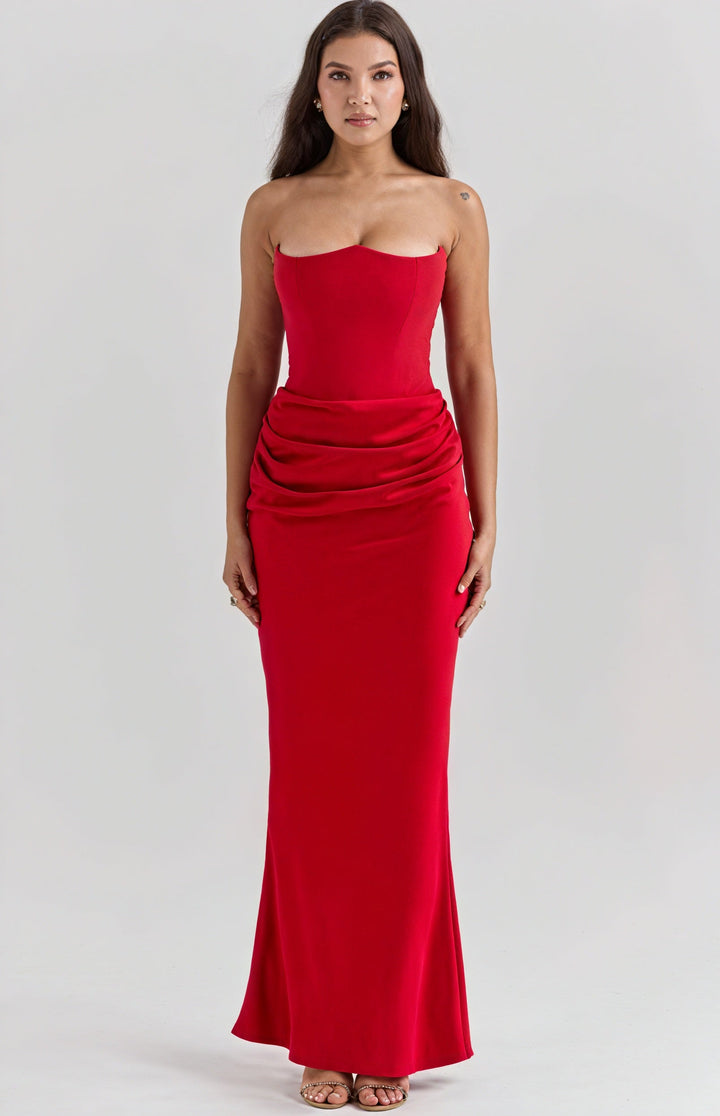 Robe Sans Bretelles : Élégance Intemporelle pour Occasions Spéciales