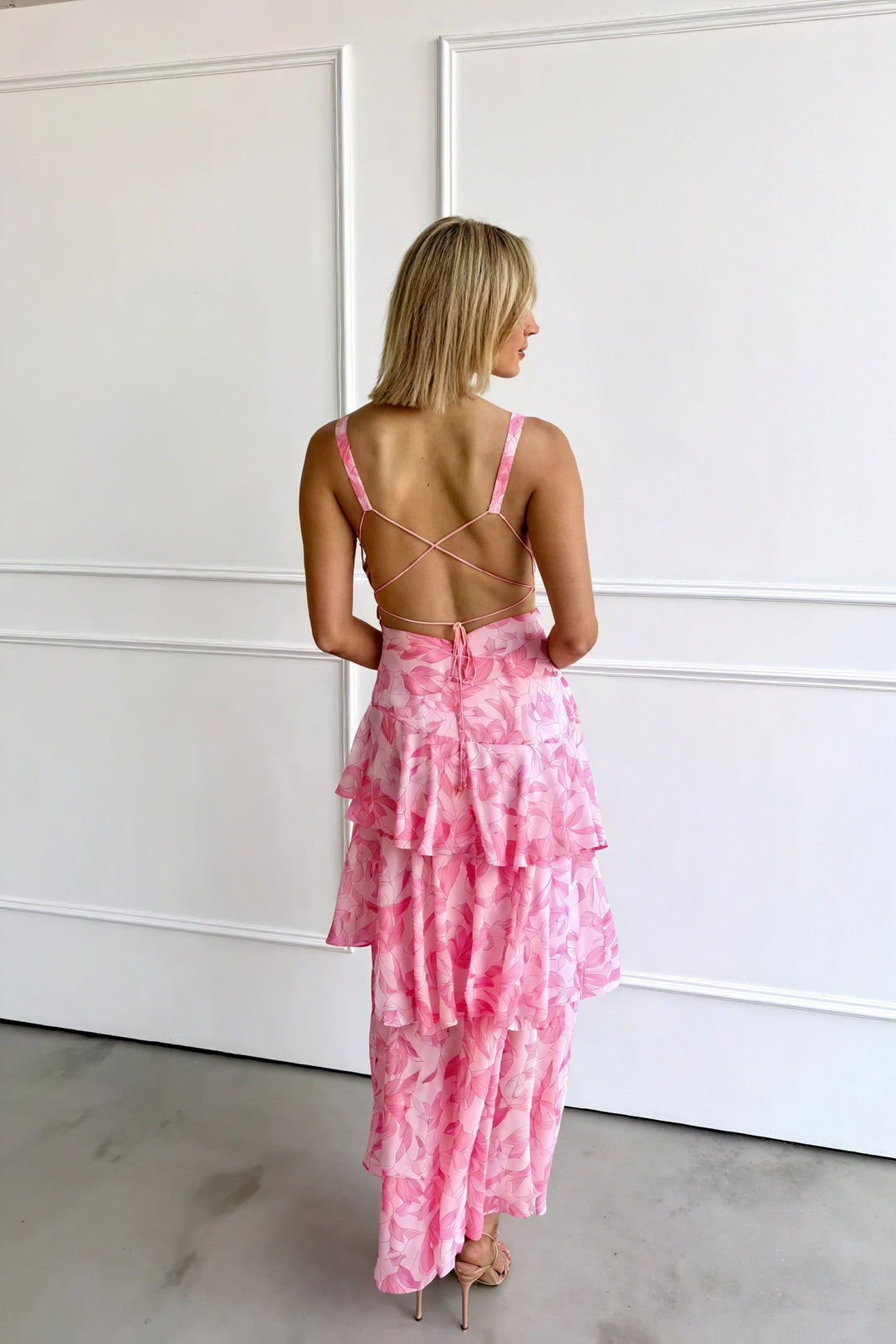 Robe avec Imprimé Floral et Décolleté Profond