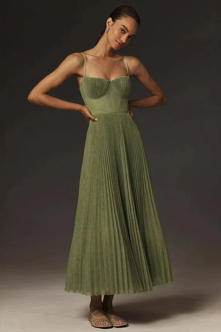 Robe Midi : Élégance Raffinée pour Occasions Spéciales
