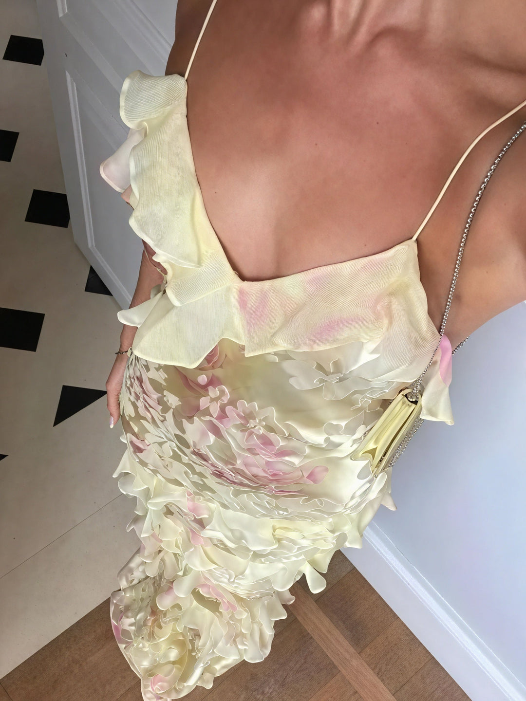 Robe Sans Manches Florale avec Volants