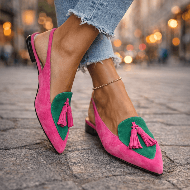 Nexoria - Mules Bicolores Élégantes pour Femmes avec Pompons Tendance