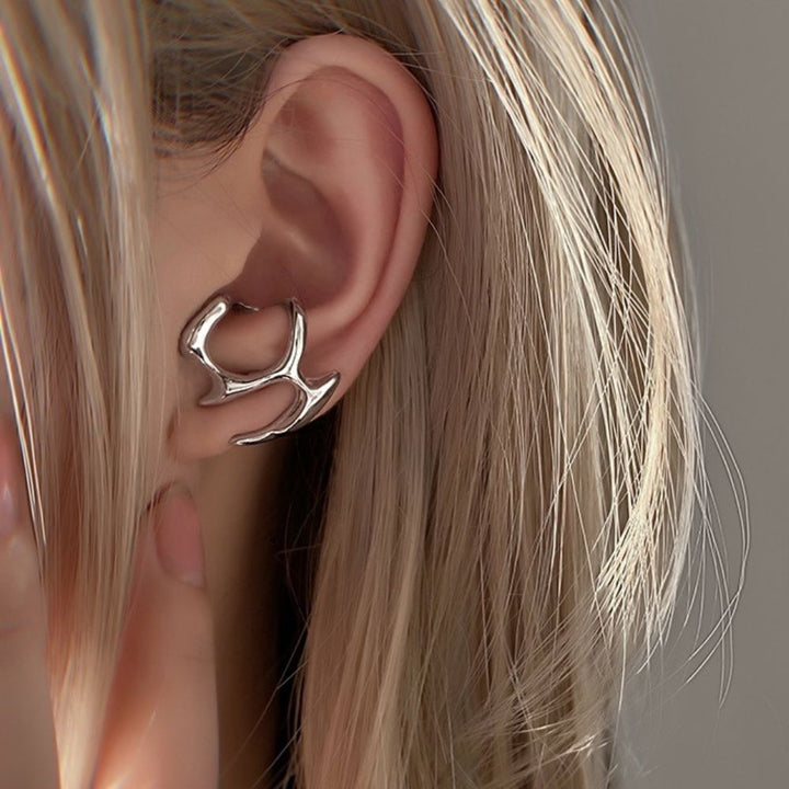 PAIRE DE BOUCLES D'OREILLES ABSTRAITES IRRÉGULIÈRES