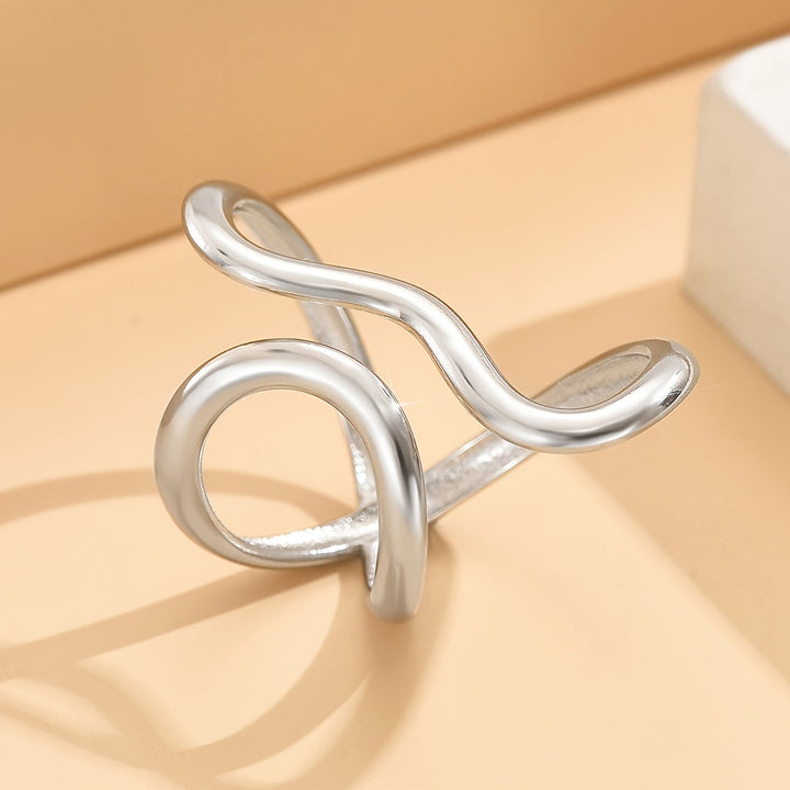 Bague Chique avec Vague Asymétrique
