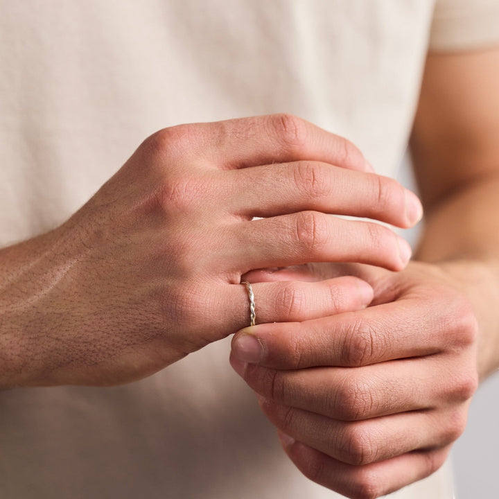 Bague fine en argent sterling 925 fabriquée à la main