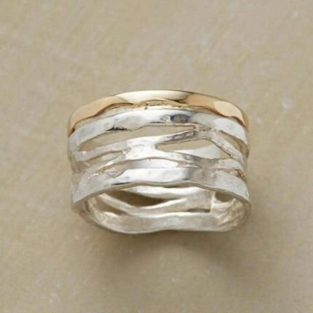 Bague Vintage Perforée en Or et Argent