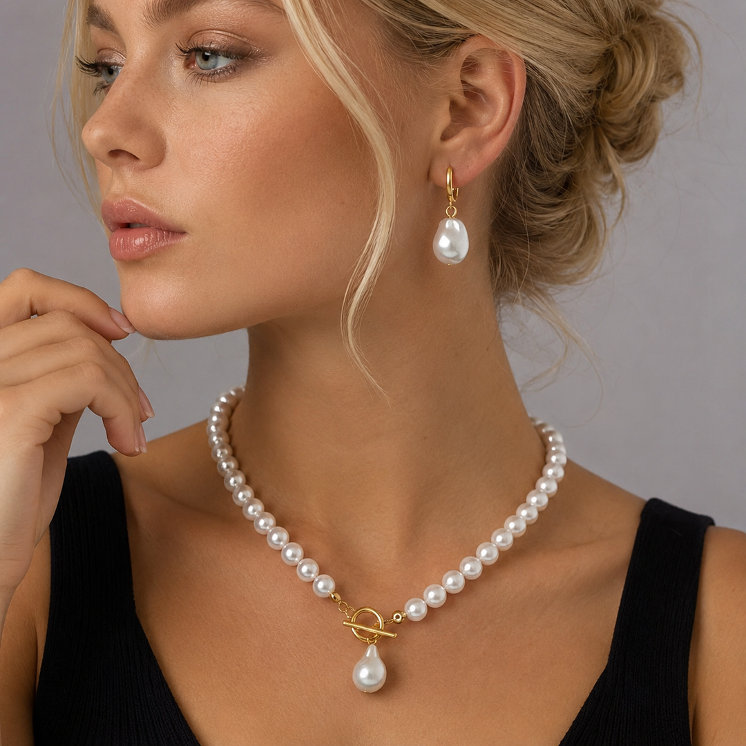 Collier de Perles Dorées