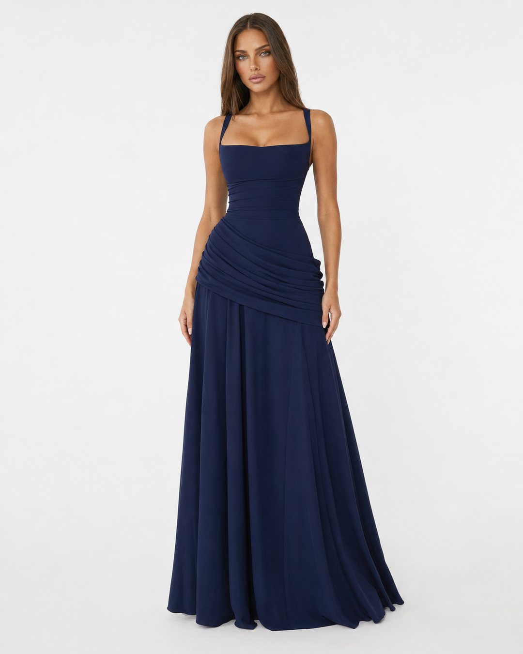 ENIE | Robe Maxi avec Encolure Angulaire Raffinée