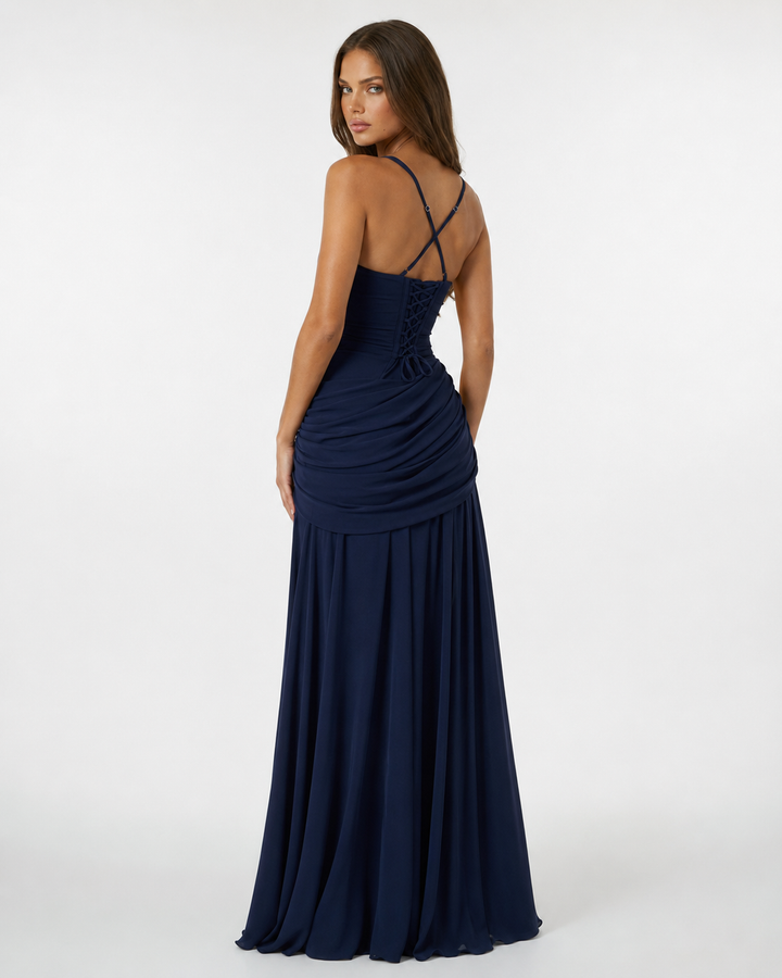 ENIE | Robe Maxi avec Encolure Angulaire Raffinée