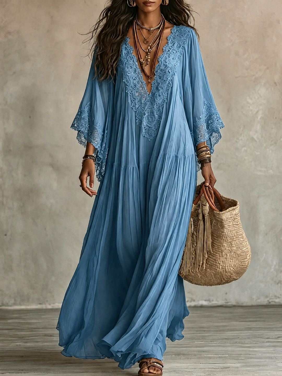 Liora | Robe Bohémienne Amincissante avec Dentelle