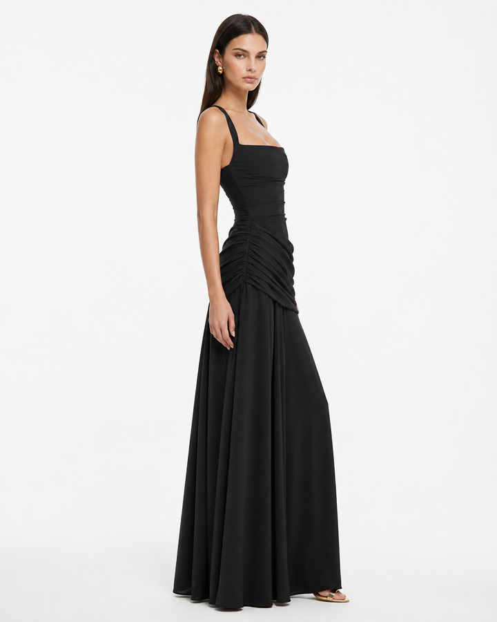 ENIE | Robe Maxi avec Encolure Angulaire Raffinée