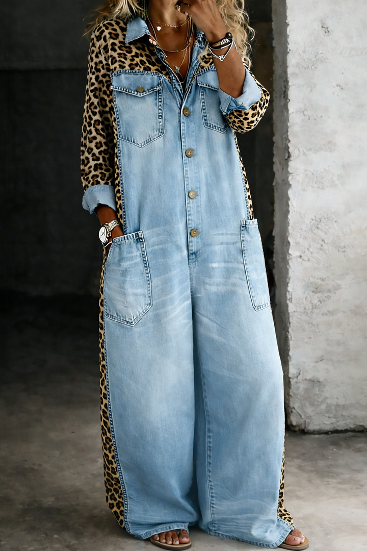 "Amanda | Combinaison en denim à manches longues" can be rewritten as "Combinaison en denim à manches longues Amanda".