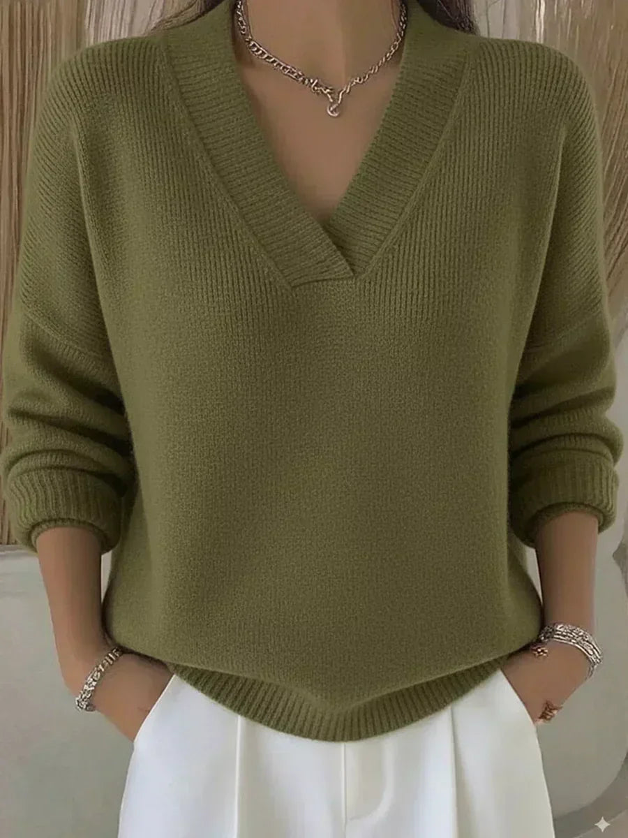 Viola | Pull Doux avec Décolleté en V