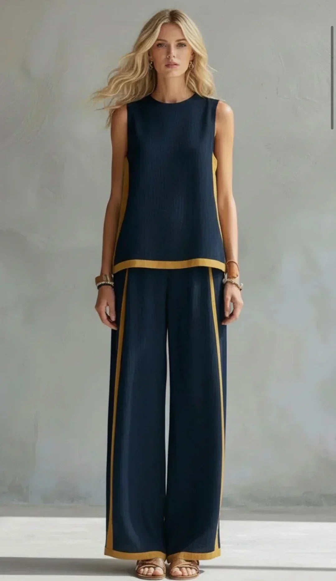 Ursula – Un ensemble chic et décontracté d'un gilet et d'un pantalon avec des détails bicolores