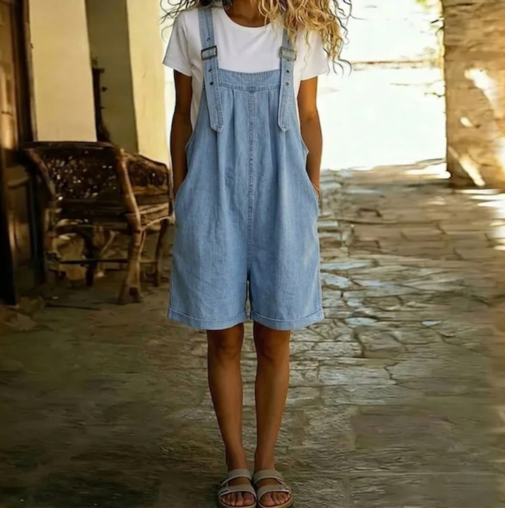 Isabel - Combinaison courte en denim doux au toucher avec finition vintage en bleu clair