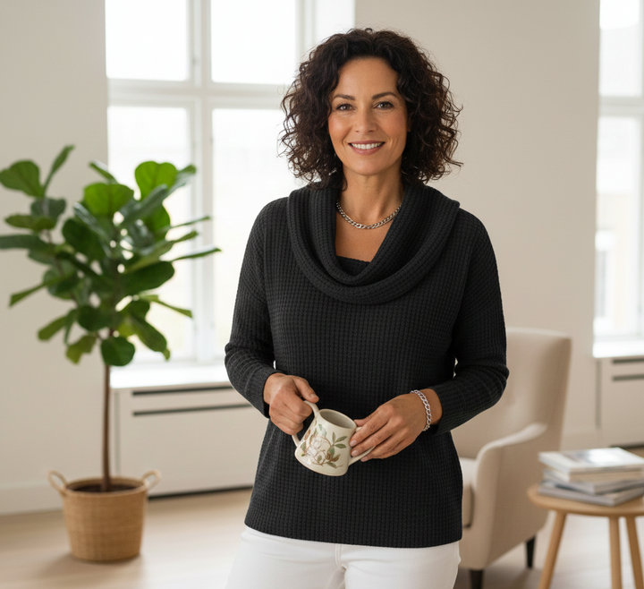Amber™ | Pull chaud avec élégant décolleté en cascade