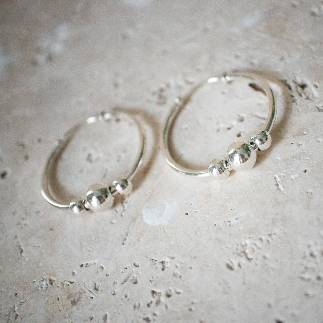 Créoles en Argent Sterling 925 avec Boules Mobiles, Boucles d'Oreilles en Différentes Tailles