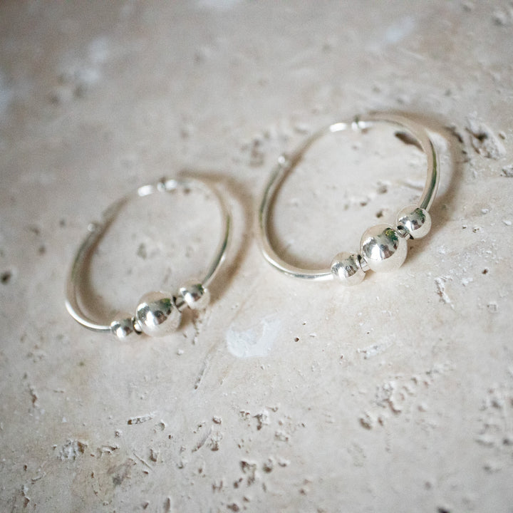 Créoles en Argent Sterling 925 avec Boules Mobiles, Boucles d'Oreilles en Différentes Tailles
