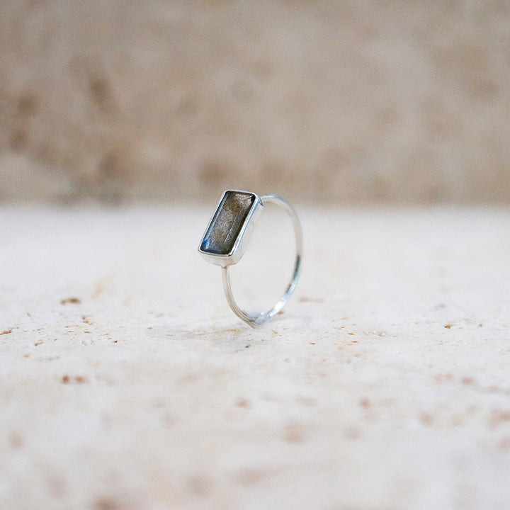 Bague en labradorite carrée en argent sterling 925 bleu-vert