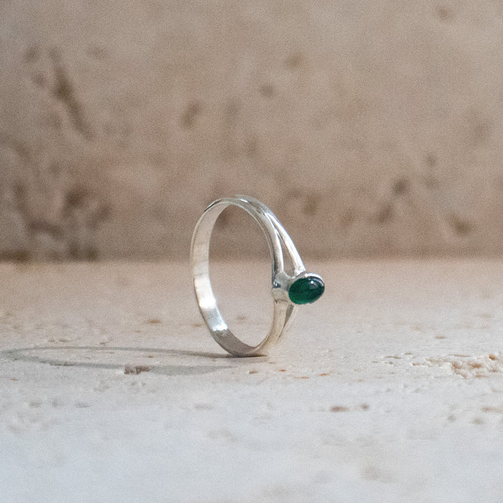 Petite bague en onyx vert avec pierre ovale en argent sterling 925, fait main