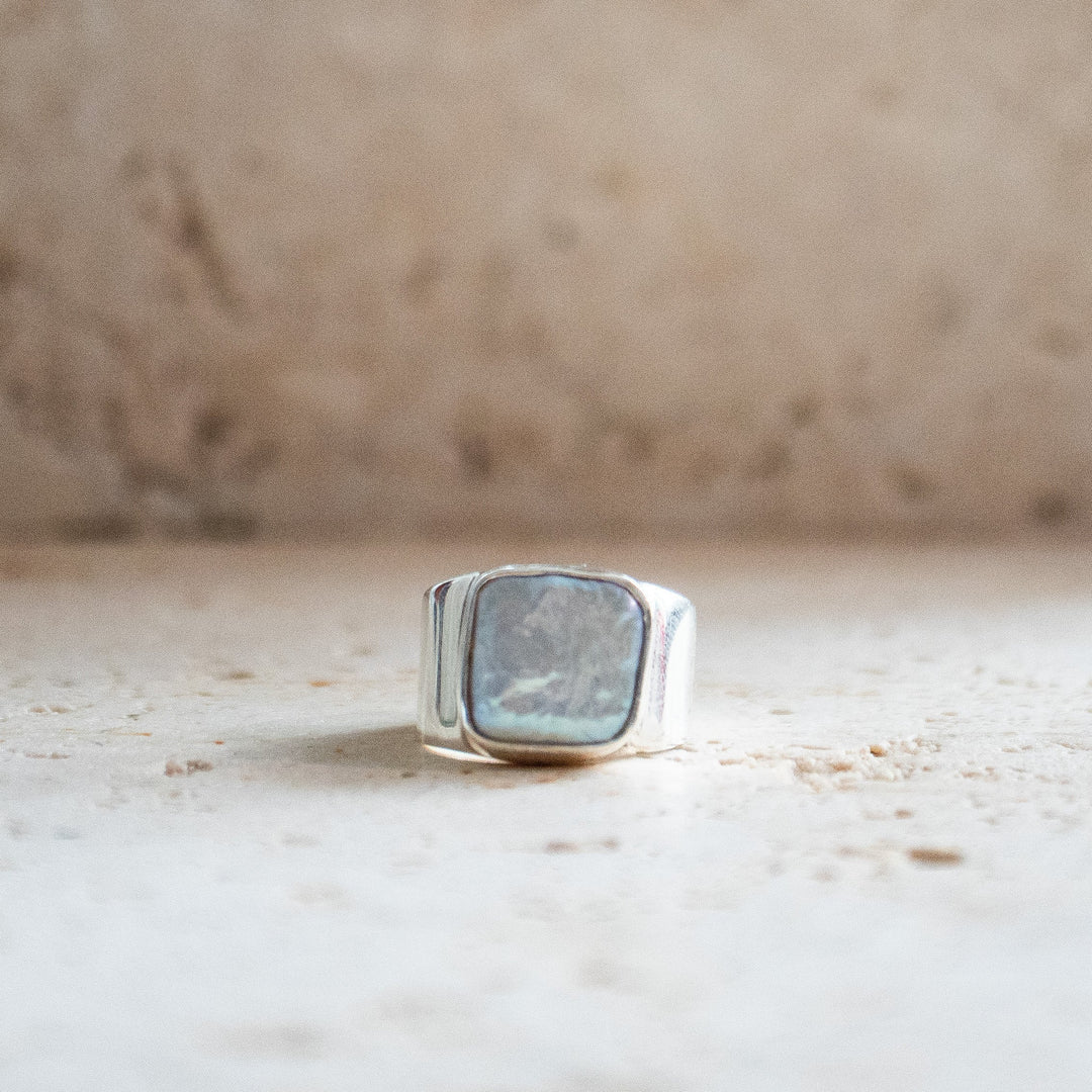 Bague de sceau large et carrée en argent sterling 925 avec perle d'eau douce naturelle