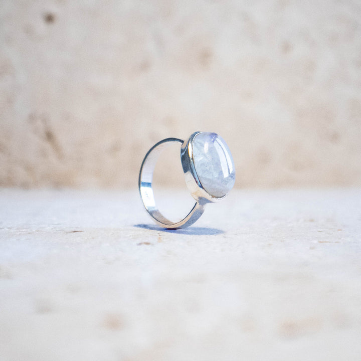 Grande Bague Ovale en Pierre de Lune en Argent Sterling 925 – Fait Main