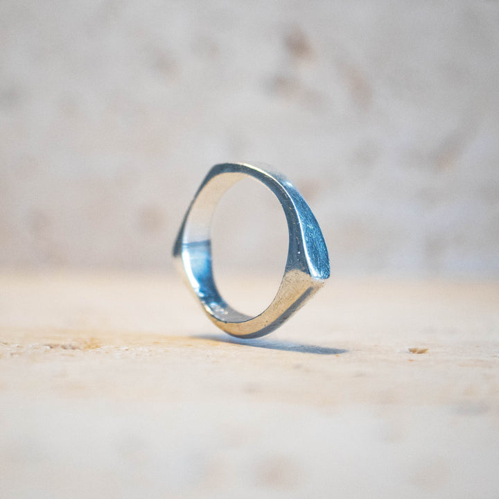 Bague asymétrique en argent sterling massif 925 – fait main