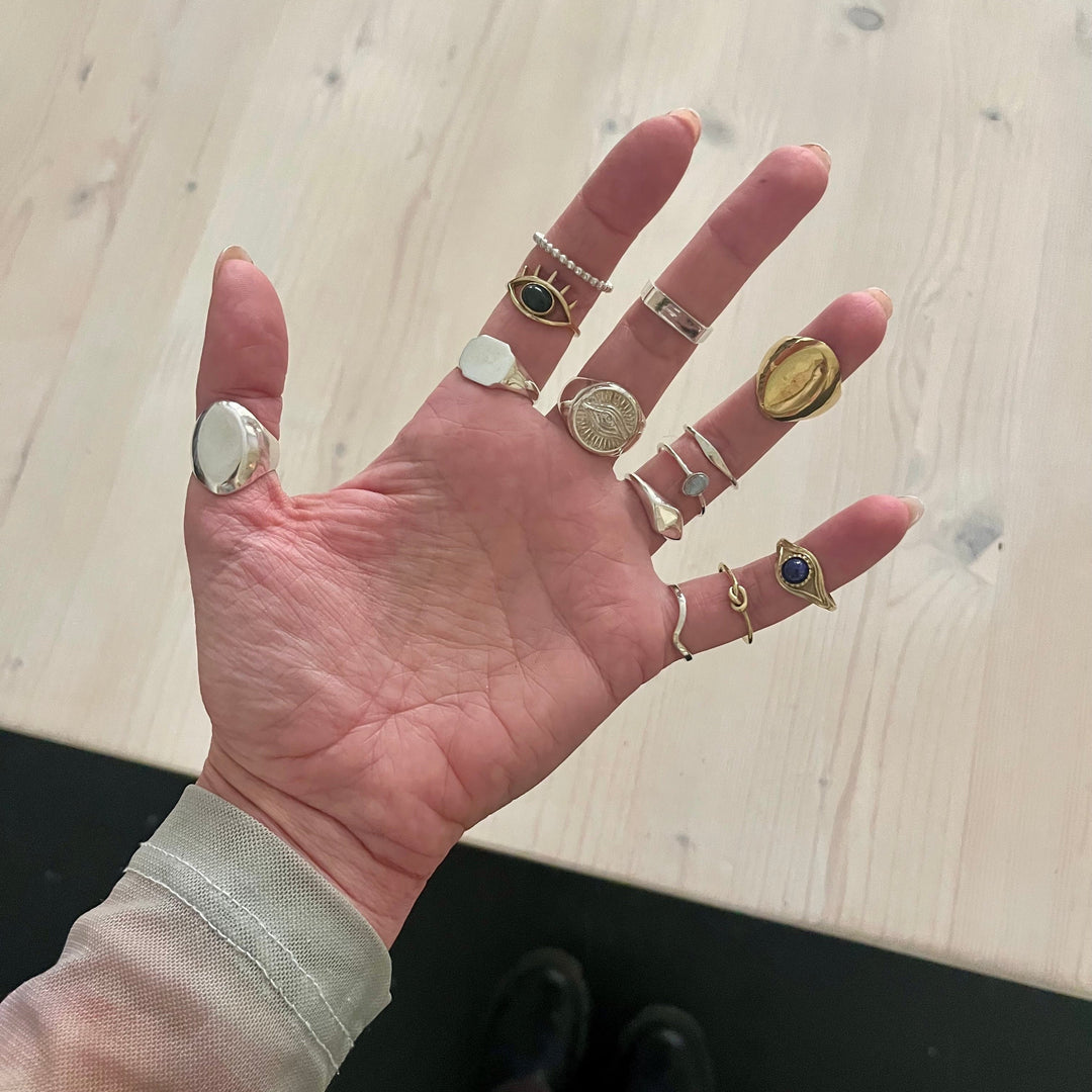 Jolie petite bague sigillaire en argent sterling 925, faite à la main