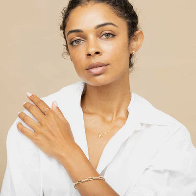 Collier lettre d'amour avec initiale en or