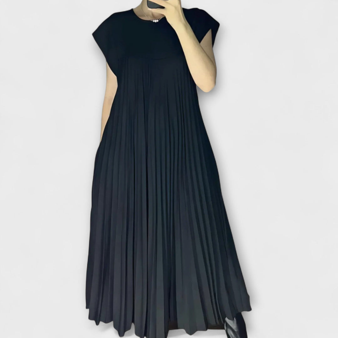 Zairelle – Robe Plissée Élégante