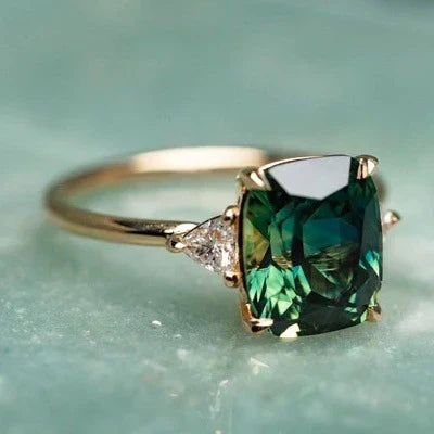 Bague en Or avec Pierre Inspirée du Vintage
